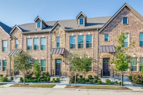 316 Shasta Dr, Lewisville, TX 75056