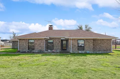 720 Meadowbrook Dr, Lucas, TX 75098
