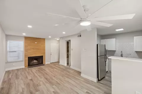 7030 Fair Oaks Ave #110, Dallas, TX 75231