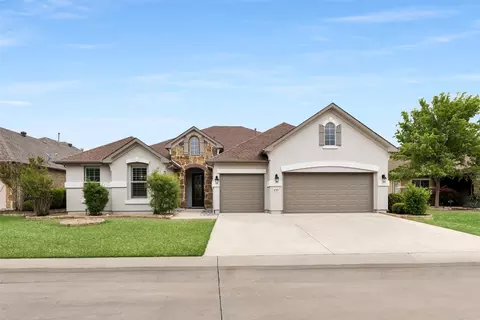 8709 Gardenia Dr, Denton, TX 76207