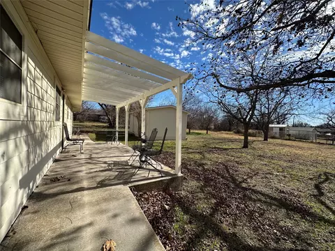 1002 E Milton, Comanche, TX 76442 photo 23