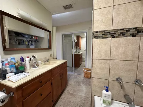 1002 E Milton, Comanche, TX 76442 photo 4