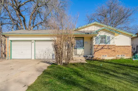 1221 Ravina Dr, Garland, TX 75041