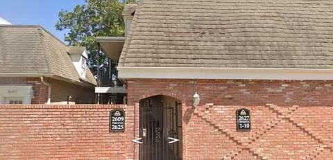 2625 Marilee Ln #4, Houston, TX 77057