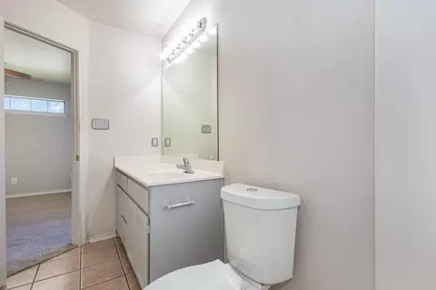 617 E Jacob St, Pilot Point, TX 76258 photo 21