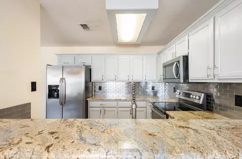 617 E Jacob St, Pilot Point, TX 76258 photo 13