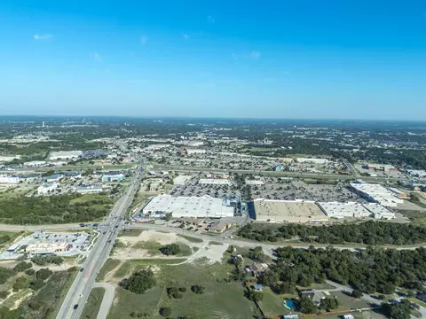 14 Cleburne Hwy, Weatherford, TX 76087