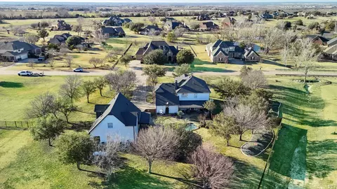 1321 Lakeview Dr, Celina, TX 75009