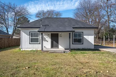 406 N Stephens St, Quitman, TX 75783