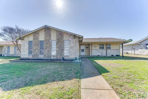 2110 Snowmass Ln, Garland, TX 75044