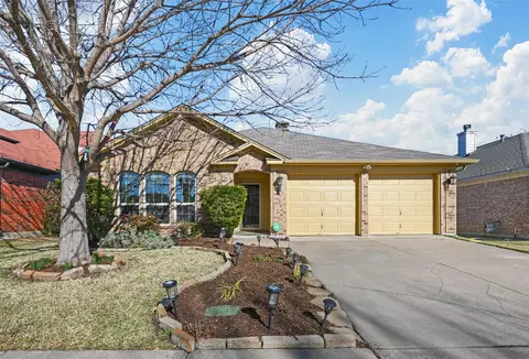 1003 Carlisle Dr, Arlington, TX 76017