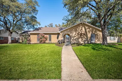 6655 Hillbriar Dr, Dallas, TX 75248