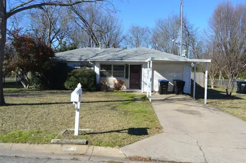 4022 Dixon Cir, Greenville, TX 75401