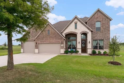 611 The Trails Dr, Blue Ridge, TX 75424
