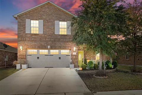 6156 Obsidian Creek Dr, Fort Worth, TX 76179