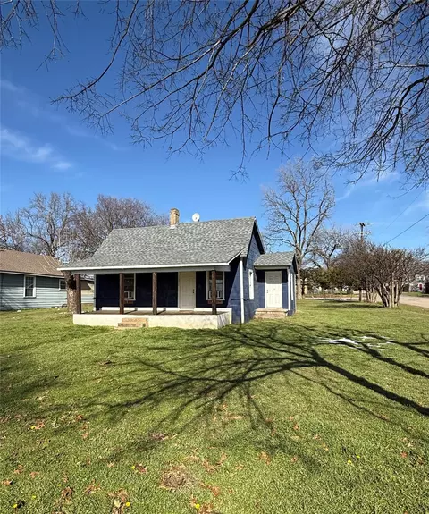 1801 W Bond St, Denison, TX 75020