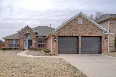 5320 Natchez Trl, Fort Worth, TX 76137