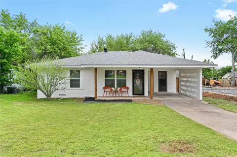 1726 W Bond St, Denison, TX 75020