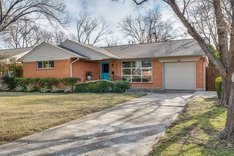 9008 Lydgate Dr, Dallas, TX 75238