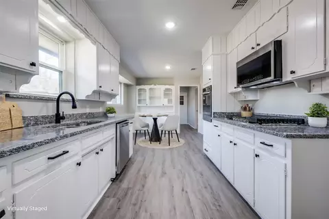 2418 Yellowstone Pl, Denton, TX 76209