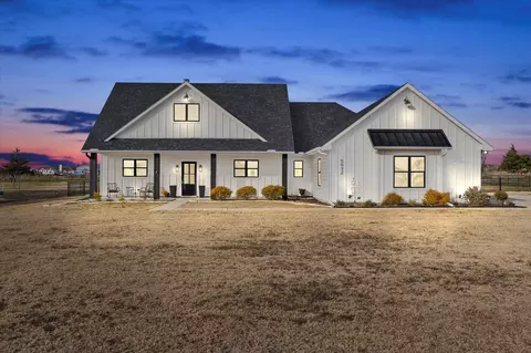 5032 Pardue Dr, Caddo Mills, TX 75135