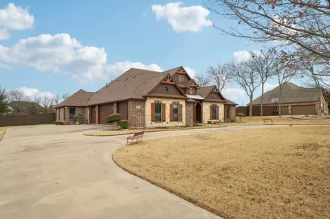 3520 Baron Dr, Midlothian, TX 76065