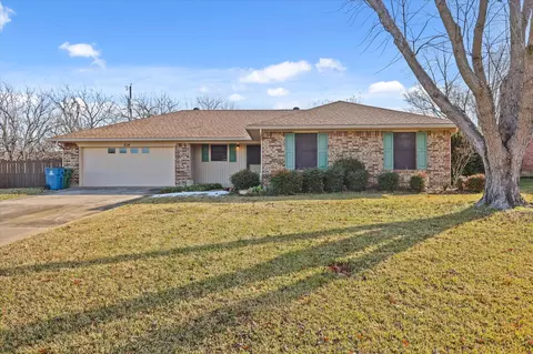 514 Meadowbrook St, Lake Dallas, TX 75065