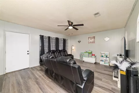 Other - 1005 E Fitzgerald St, Bangs, TX 76823 photo 3 of 10