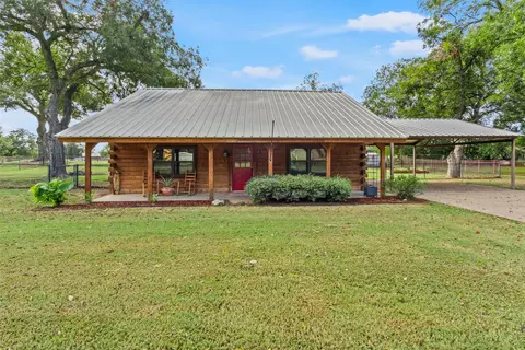 374 Hillcroft Dr, Weatherford, TX 76087