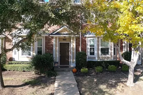2209 Carlisle St, Bedford, TX 76021