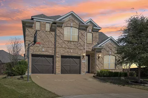 9800 Fernridge Dr, Plano, TX 75025