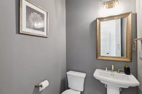Bath - 2005 Waterleaf Rd, Haslet, TX 76052 photo 1 of 7