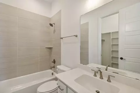 Bath - 2005 Waterleaf Rd, Haslet, TX 76052 photo 5 of 7