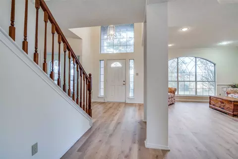 5906 Brookline Dr, Rowlett, TX 75089