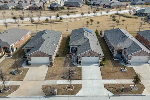 8808 Shore Crest Rd, Frisco, TX 75036