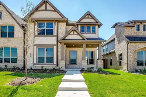 819 Homeplace Cir, Mansfield, TX 76063