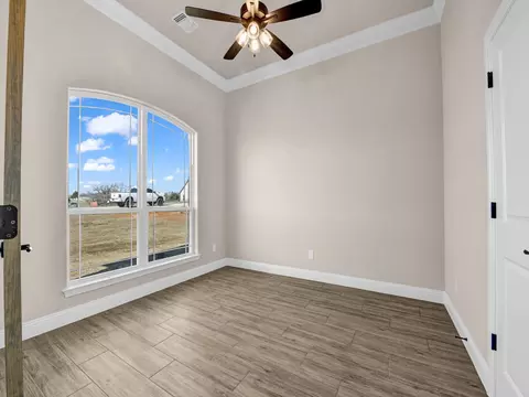 1069 Alex Dr, Springtown, TX 76082 photo 18