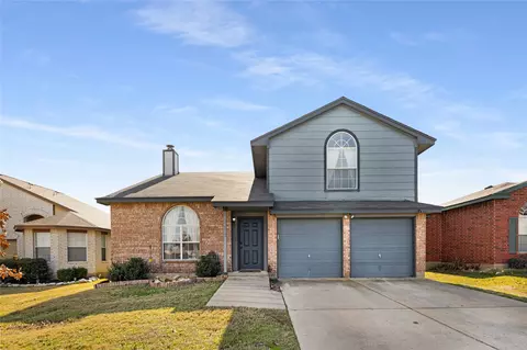 1409 Whispering Cove Trl, Fort Worth, TX 76134