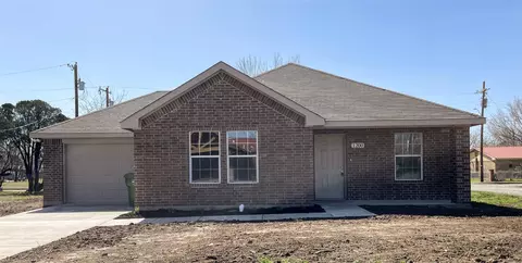 1200 SE 16th St, Mineral Wells, TX 76067