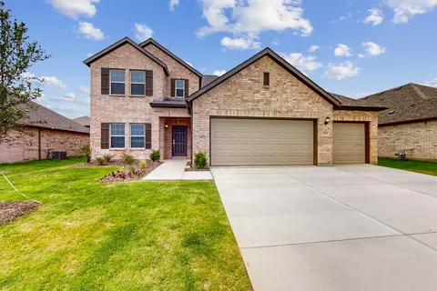 1133 Chandler Dr, Crowley, TX 76036