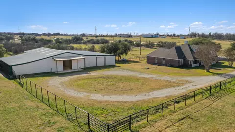 3944 Old Springtown Rd, Weatherford, TX 76085