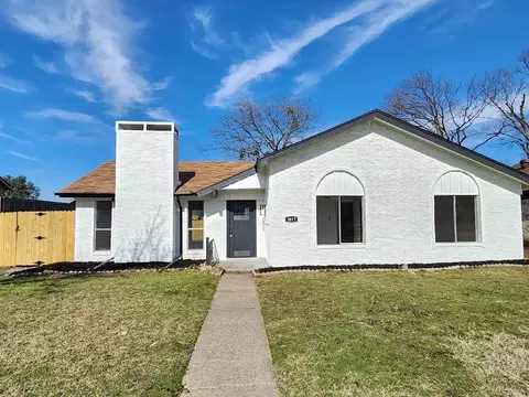 3017 Chisholm Trl, Garland, TX 75042