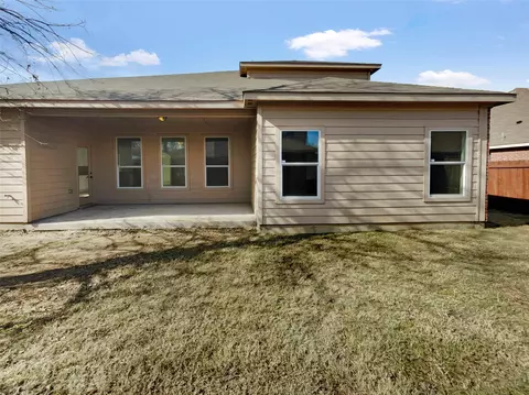 142 Springtree St, Denton, TX 76209 photo 8