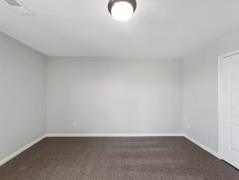 142 Springtree St, Denton, TX 76209 photo 5