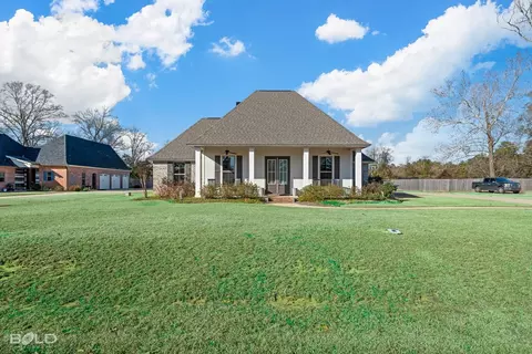 405 Baylynn Ln, Benton, LA 71006