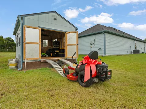 Exterior - 4822 County Road 1037, Celeste, TX 75423 photo 12 of 13