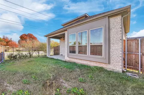 Exterior - 729 Steppe Dr, Murphy, TX 75094 photo 2 of 2
