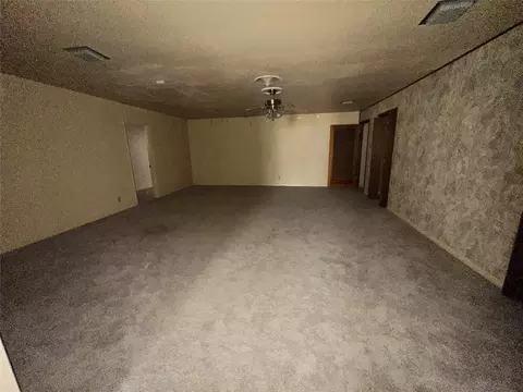 Living - 7650 Hwy 67, Comanche, TX 76442 photo 6 of 8