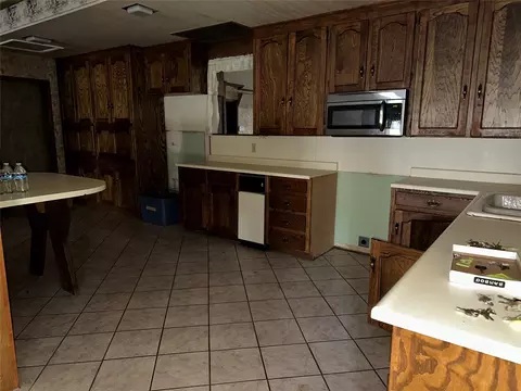 Kitchen - 7650 Hwy 67, Comanche, TX 76442 photo 1 of 3
