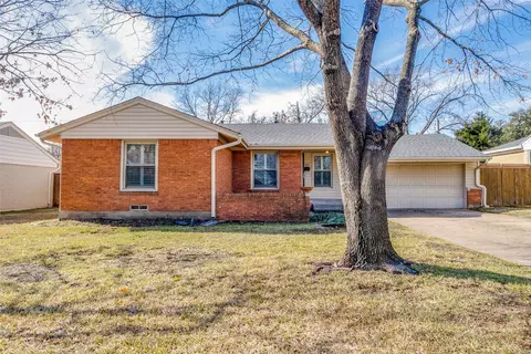 435 Parkhurst Dr, Dallas, TX 75218